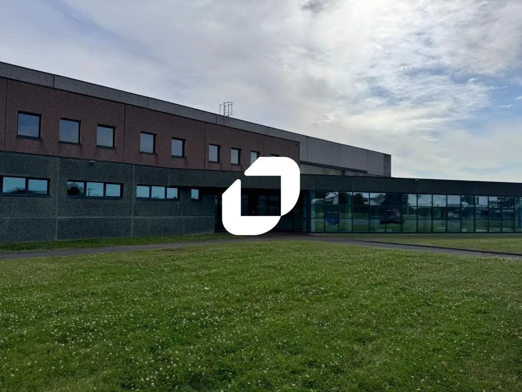 Industriel/Logistique dans Lorgies à louer Photo de l’immeuble– Image 1 sur 17