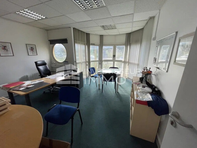 Local d'activités dans Vulaines-sur-Seine à vendre - Photo intérieure – Image 3 sur 7