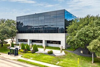 Plus de détails pour 1651 N Collins Blvd, Richardson, TX - Bureau/Médical à louer