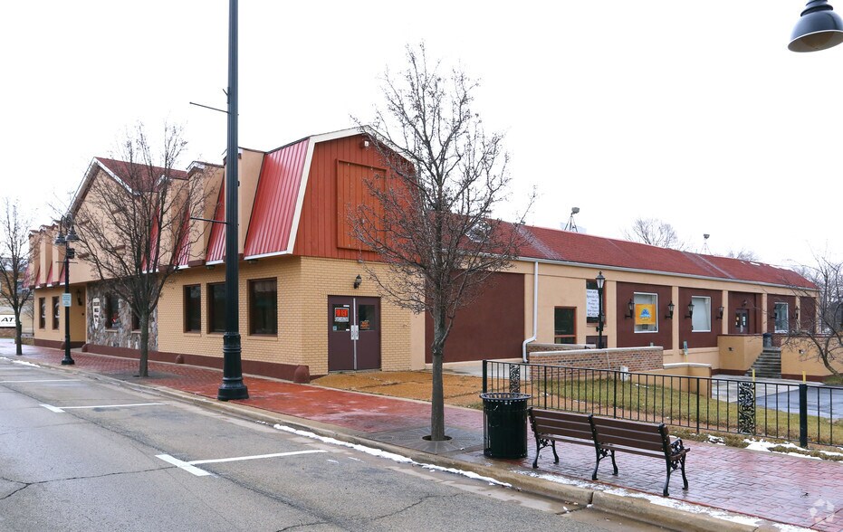 2711 Sheridan Rd, Zion, IL à vendre - Photo de l’immeuble – Image 2 sur 15