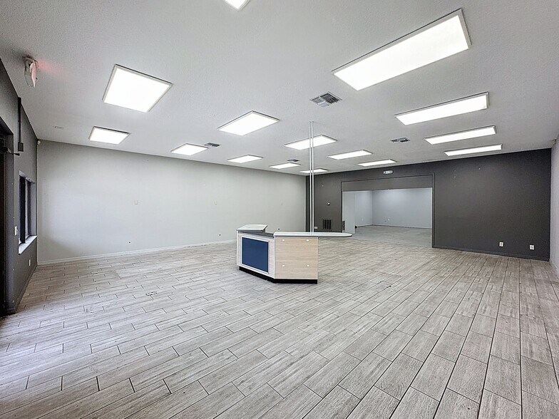 2418 Highway 44 W, Inverness, FL à louer - Photo de l’immeuble – Image 3 sur 38