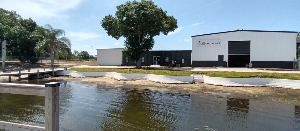 1505 S Lake Shipp Dr, Winter Haven, FL à vendre - Photo de l’immeuble – Image 2 sur 8