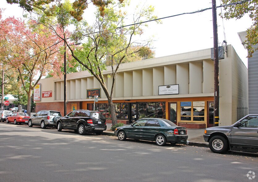 1009 22nd St, Sacramento, CA à louer - Photo de l’immeuble – Image 3 sur 5