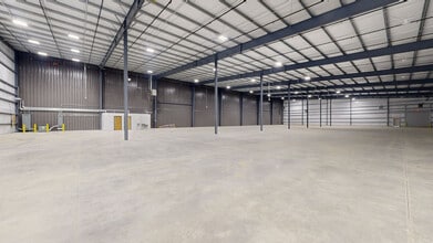 324 E St, Hampton, VA à louer Numérisation 3D Matterport– Image 1 sur 6