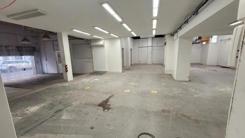 Local commercial dans Montpellier à louer - Photo de l’immeuble – Image 3 sur 8