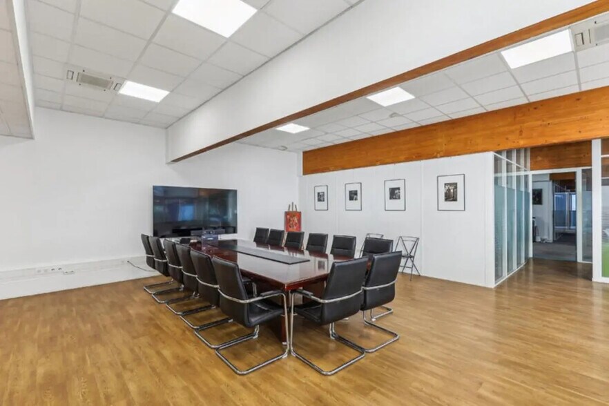 Bureau dans Paris à vendre - Photo de l’immeuble – Image 3 sur 14