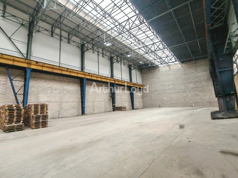 Industriel/Logistique dans Reims à louer - Photo intérieure – Image 2 sur 4