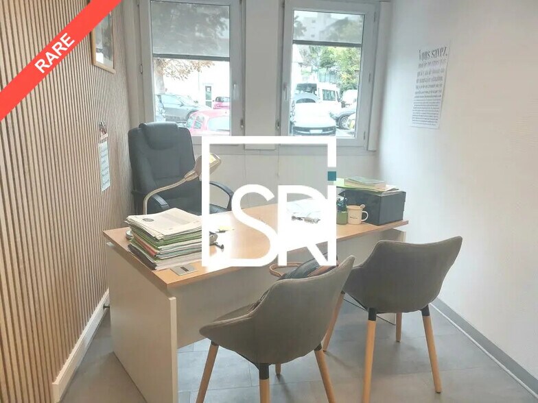 Bureau dans Clermont-Ferrand à vendre - Photo de l’immeuble – Image 2 sur 12