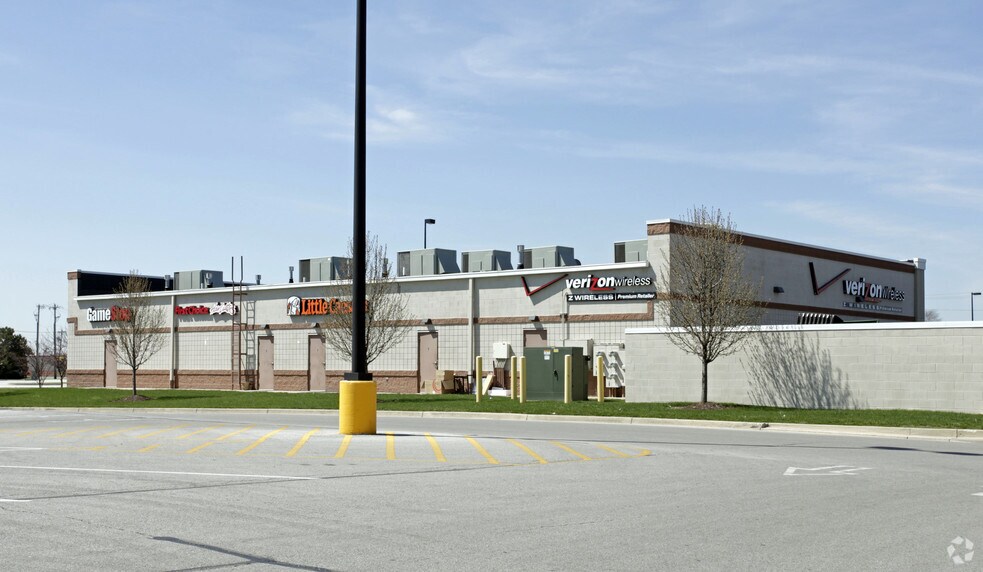 1331 McCord Rd, Holland, OH à louer - Photo de l’immeuble – Image 2 sur 2