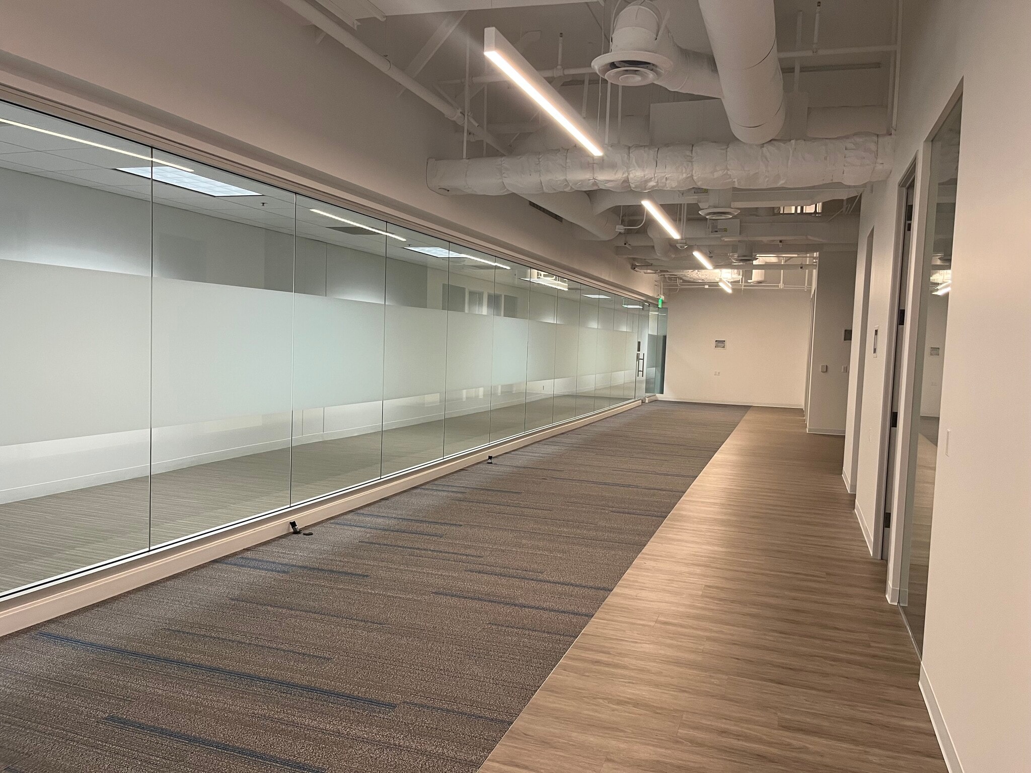 112 S Lakeview Canyon Rd, Westlake Village, CA à louer Photo intérieure– Image 1 sur 3