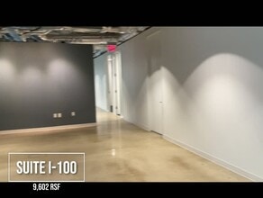 5001 Plaza On The Lake Dr, Austin, TX à louer - Vidéo sur l’annonce professionnelle 