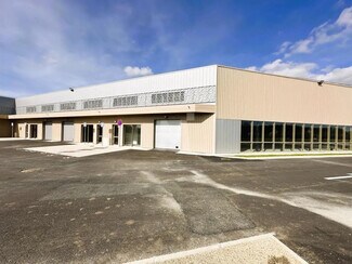 Plus de détails pour Bureau, Local d'activités à louer