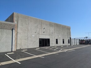 5 Hangar Way, Watsonville, CA à louer Photo de l’immeuble– Image 2 sur 13