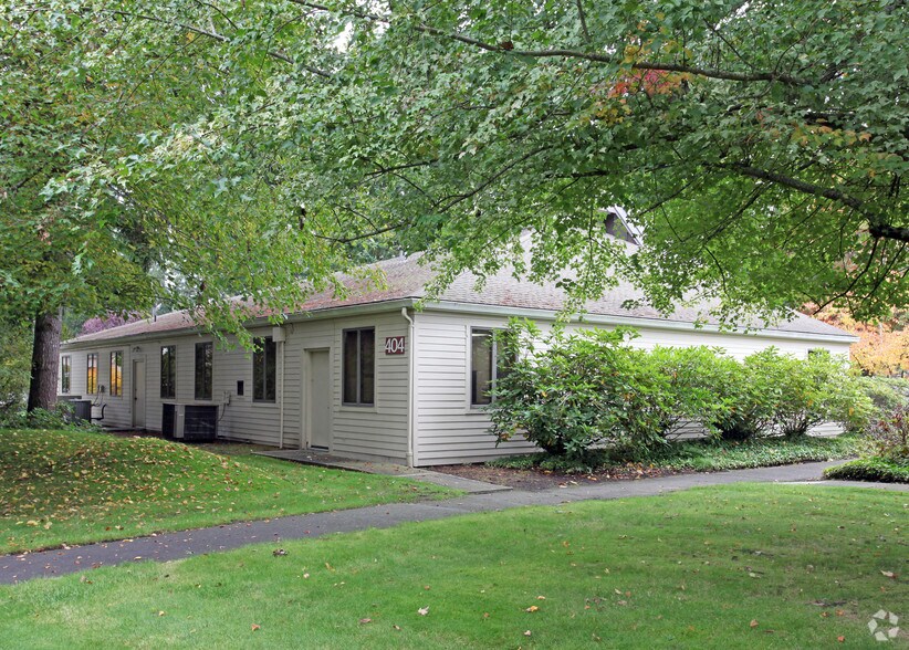 404 Black Hills Ln SW, Olympia, WA à vendre - Photo de l’immeuble – Image 2 sur 5