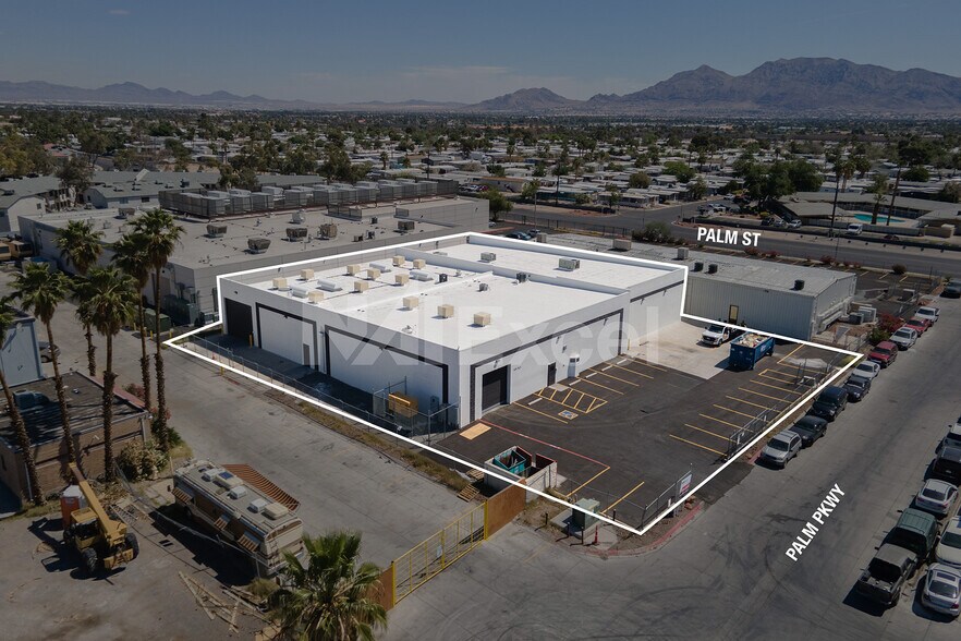 3274 Palm Pky, Las Vegas, NV à vendre - Photo de l’immeuble – Image 2 sur 33