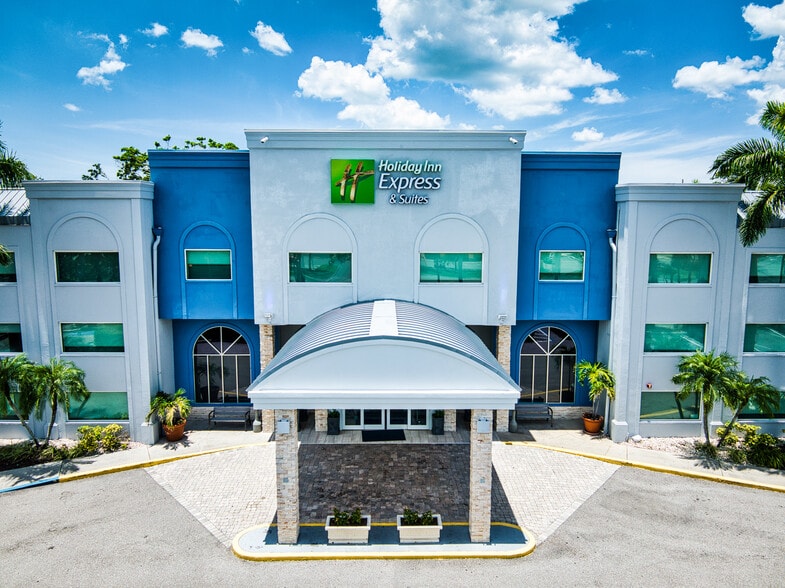 4450 47th St, Bradenton, FL à vendre - Photo de l’immeuble – Image 1 sur 18