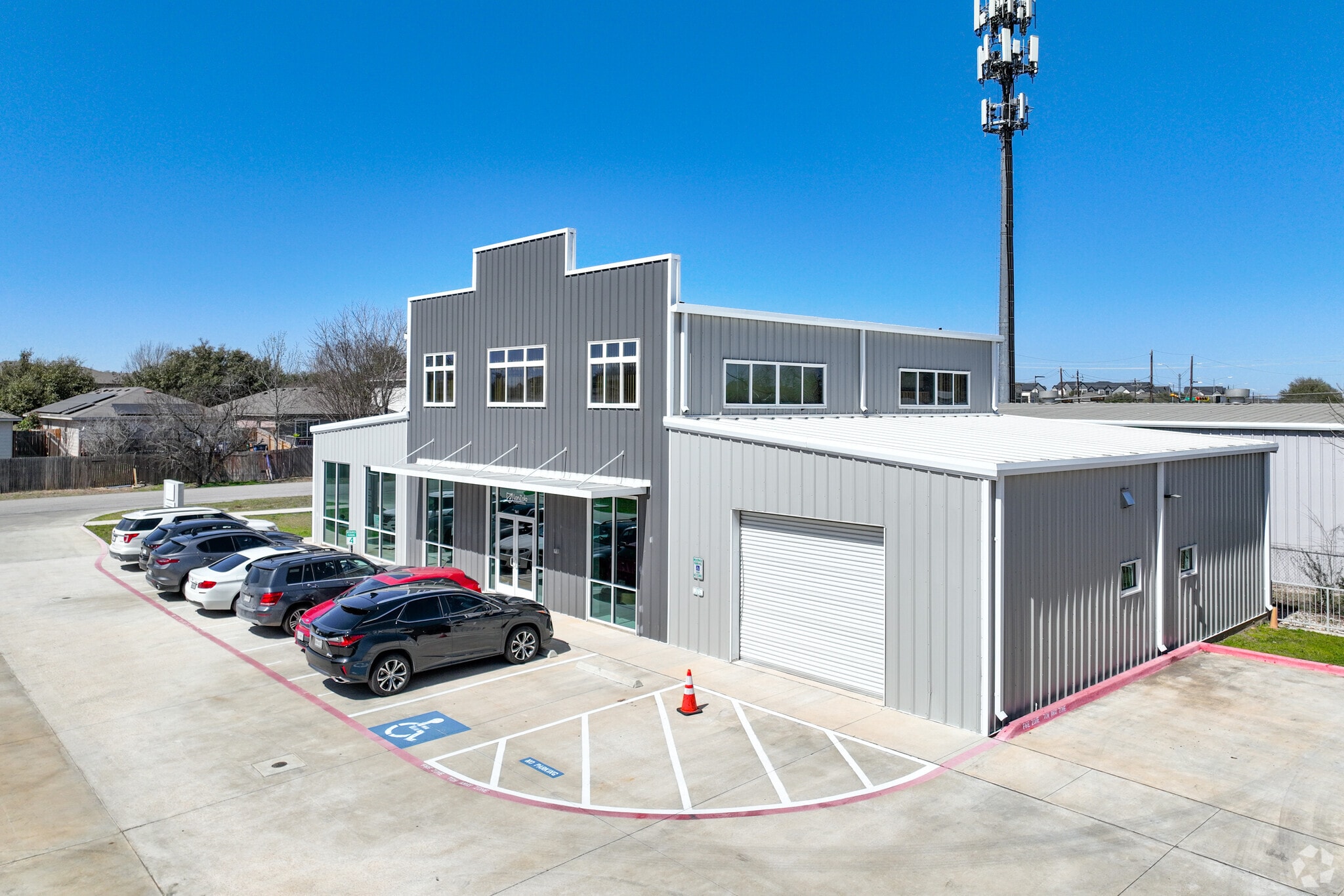 11215 Conroy Ln, Manchaca, TX à louer Photo principale– Image 1 sur 18