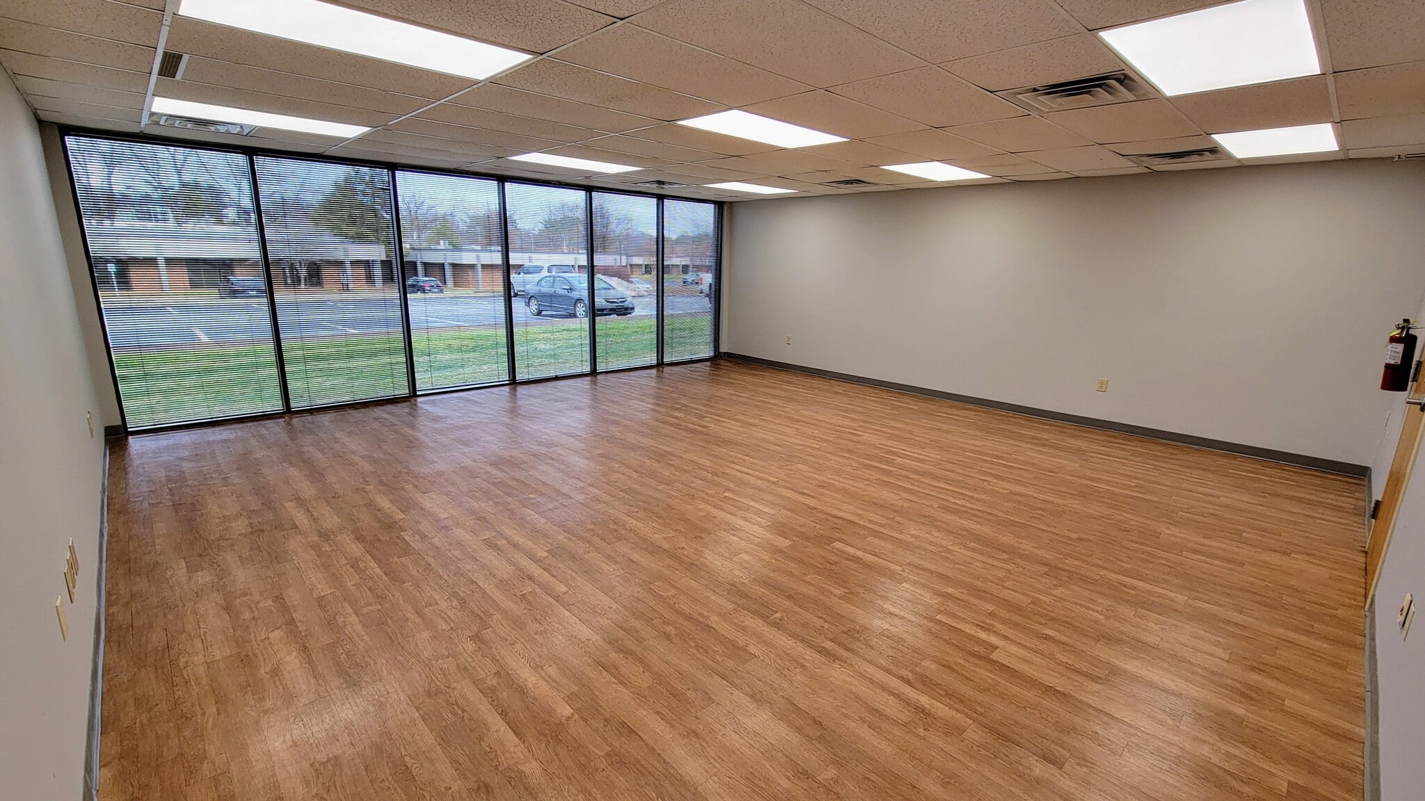 9041 executive park Dr, Knoxville, TN à louer Photo intérieure– Image 1 sur 2