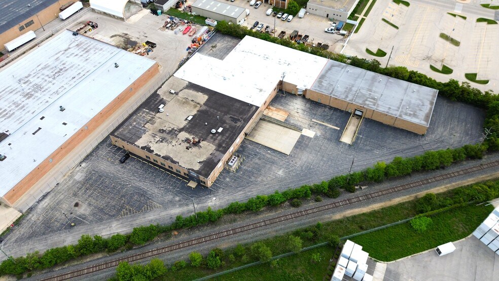 2021 West St, River Grove, IL à louer - Photo de l’immeuble – Image 3 sur 15