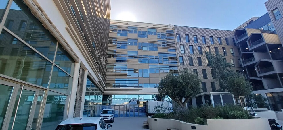 Local commercial dans Montpellier à louer - Photo de l’immeuble – Image 3 sur 7