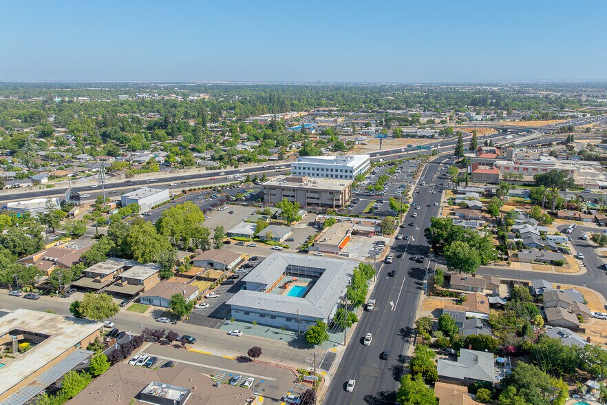 500 Sunrise Ave, Roseville, CA à vendre - Aérien – Image 3 sur 23