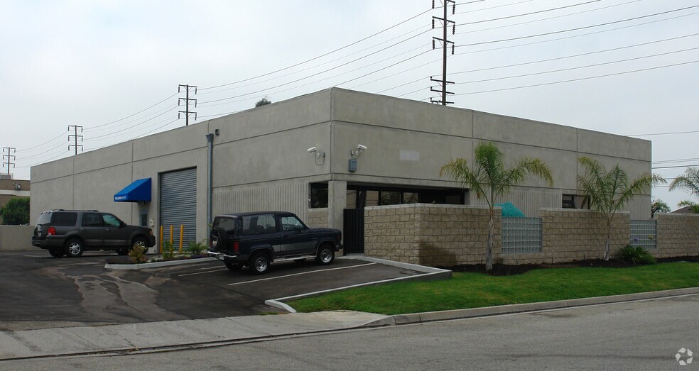 2350-2400 S Central Ave, Compton, CA à louer - Photo de l’immeuble – Image 3 sur 39