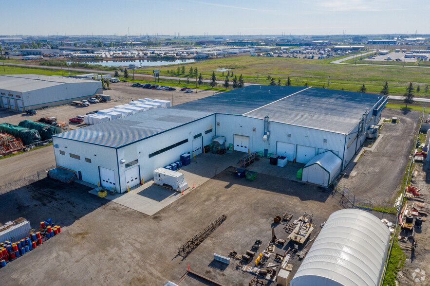 6771 84th St SE, Rocky View No 44, AB à louer - Photo de l’immeuble – Image 3 sur 4