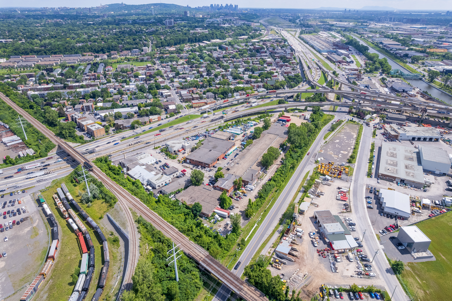 844-845 Rue Du Pacifique, Montréal, QC à vendre - Aérien – Image 3 sur 5