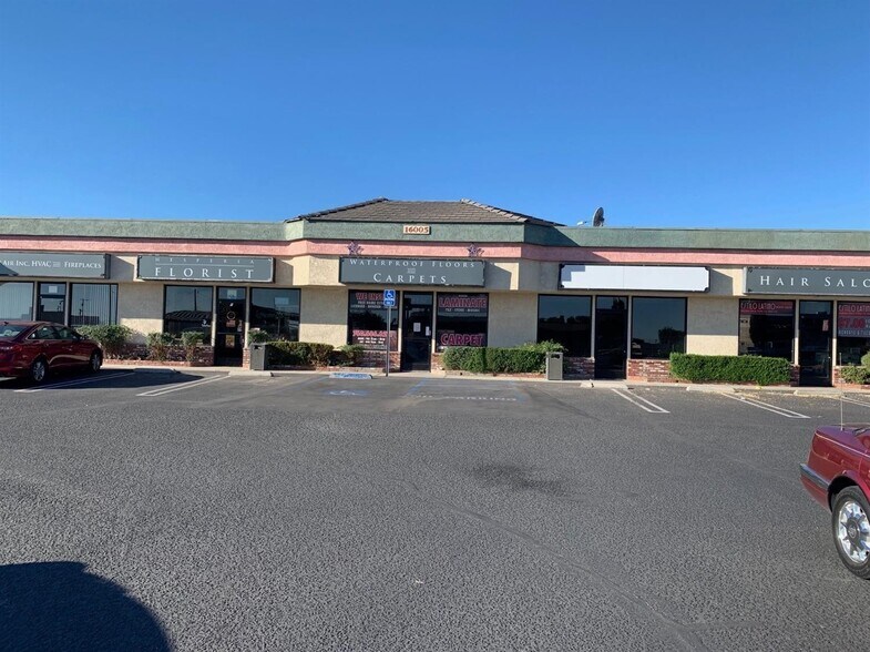 16005 Main St, Hesperia, CA à louer - Photo de l’immeuble – Image 2 sur 10