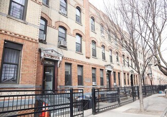 Plus de détails pour 12-Unit Multifamily/ Upside in Prime Ast – Logement à vendre, Astoria, NY