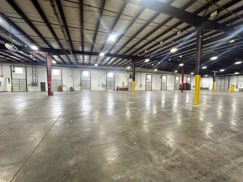6924 Orr Rd, Charlotte, NC à louer - Photo intérieure – Image 2 sur 5