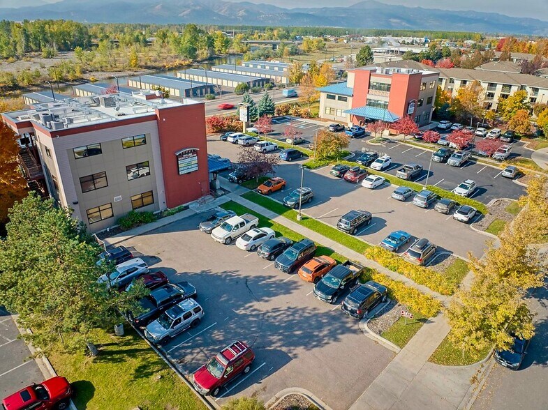 2819 Great Northern Loop, Missoula, MT à louer - Photo de l’immeuble – Image 3 sur 14
