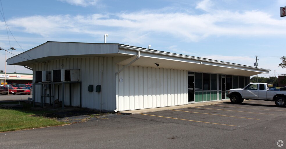 1625 Ashland Rd, Greenup, KY à vendre - Photo de l’immeuble – Image 3 sur 3