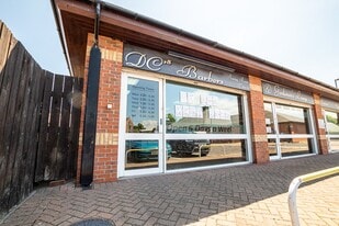95-103 Convamore Rd, Grimsby SHS - Local commercial