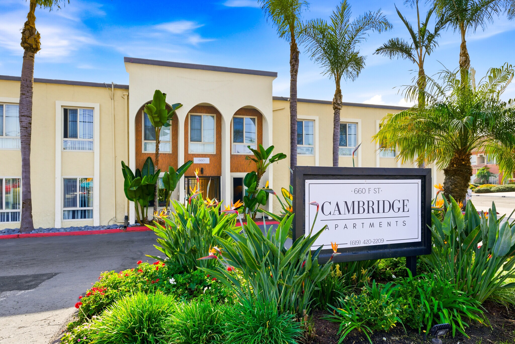 660 F St, Chula Vista, CA à vendre Photo principale– Image 1 sur 10