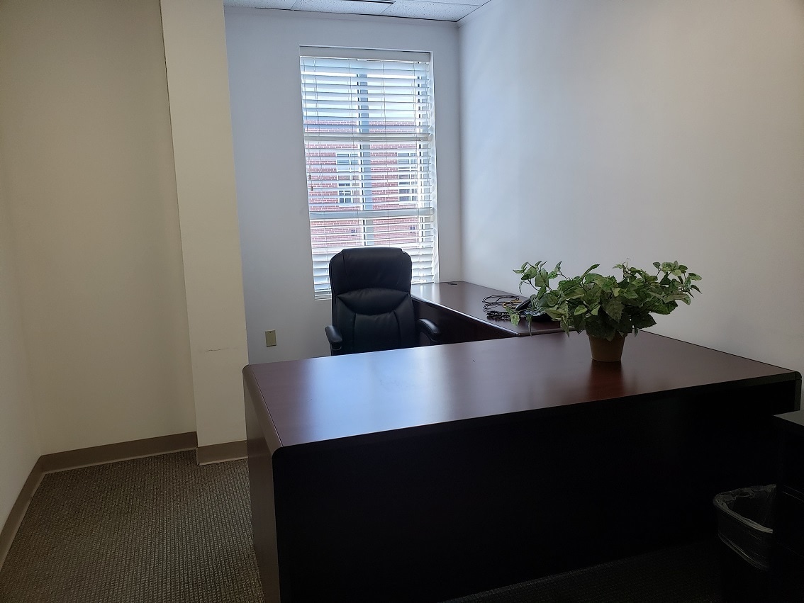 4030 Wake Forest Rd, Raleigh, NC à louer Photo intérieure– Image 1 sur 10