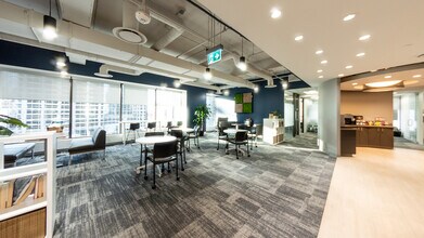 255 5th Ave SW, Calgary, AB à louer Photo intérieure– Image 1 sur 9