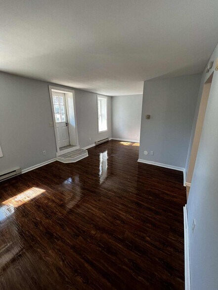 19 Church St, Cohoes, NY à vendre - Photo de l’immeuble – Image 2 sur 26