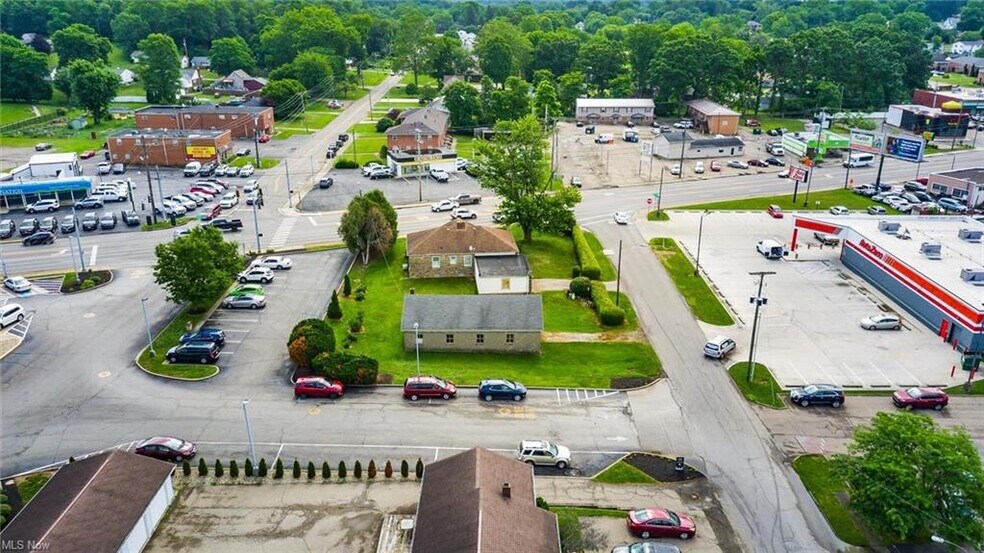 2647 Maple Ave, Zanesville, OH à vendre - Photo de l’immeuble – Image 2 sur 9