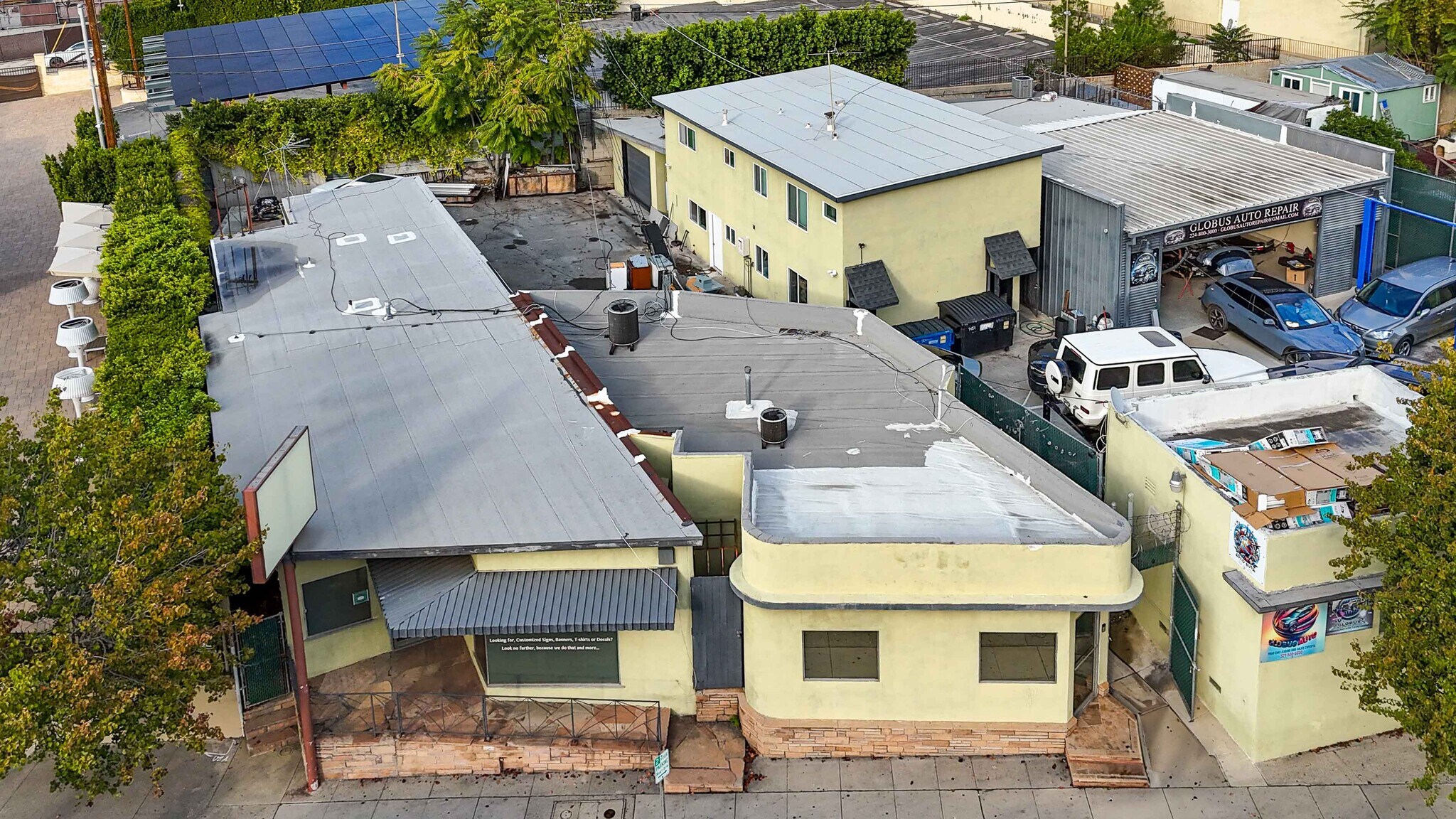 7161-7165 Foothill Blvd portefeuille de 2 biens à vendre sur LoopNet.fr Photo principale– Image 1 sur 15