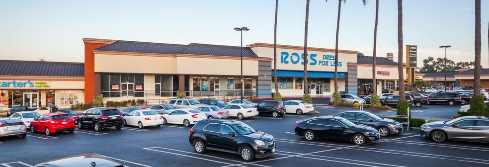 820-916 N Western Ave, San Pedro, CA à louer - Photo principale – Image 1 sur 9