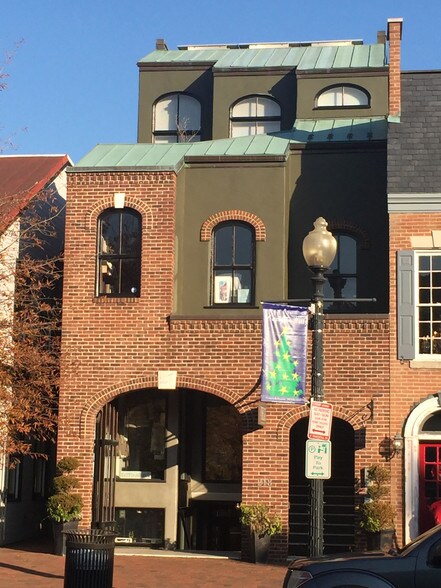 218 7th St SE, Washington, DC à vendre - Photo de l’immeuble – Image 2 sur 7