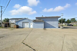 Plus de détails pour 2668 Charlestown Rd, New Albany, IN - Local commercial à louer