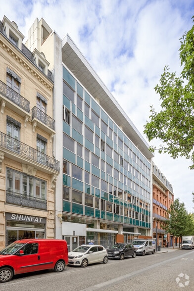 46 Rue De Bayard, Toulouse à louer - Photo de l’immeuble – Image 2 sur 18