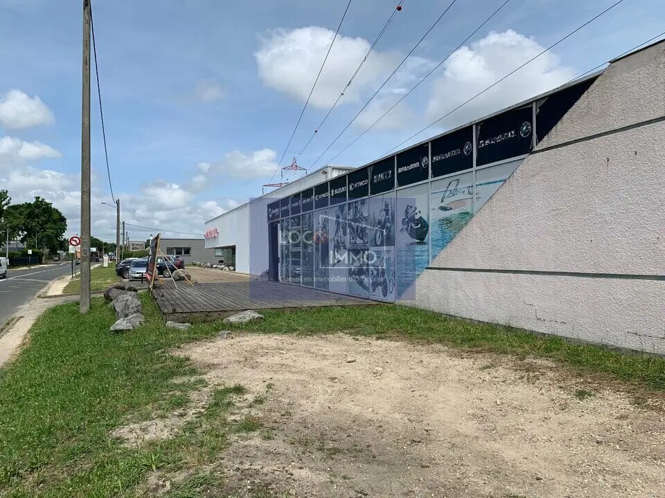 Local d’activités dans Eysines à louer Photo de l’immeuble– Image 1 sur 15