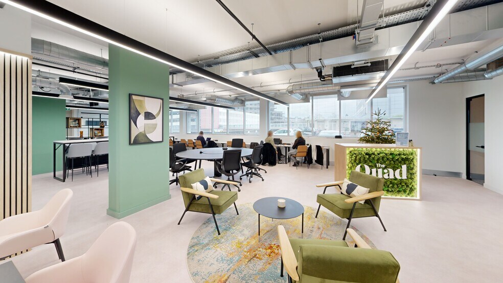 Charles Sq, Bracknell à louer - Numérisation 3D Matterport – Image 2 sur 35