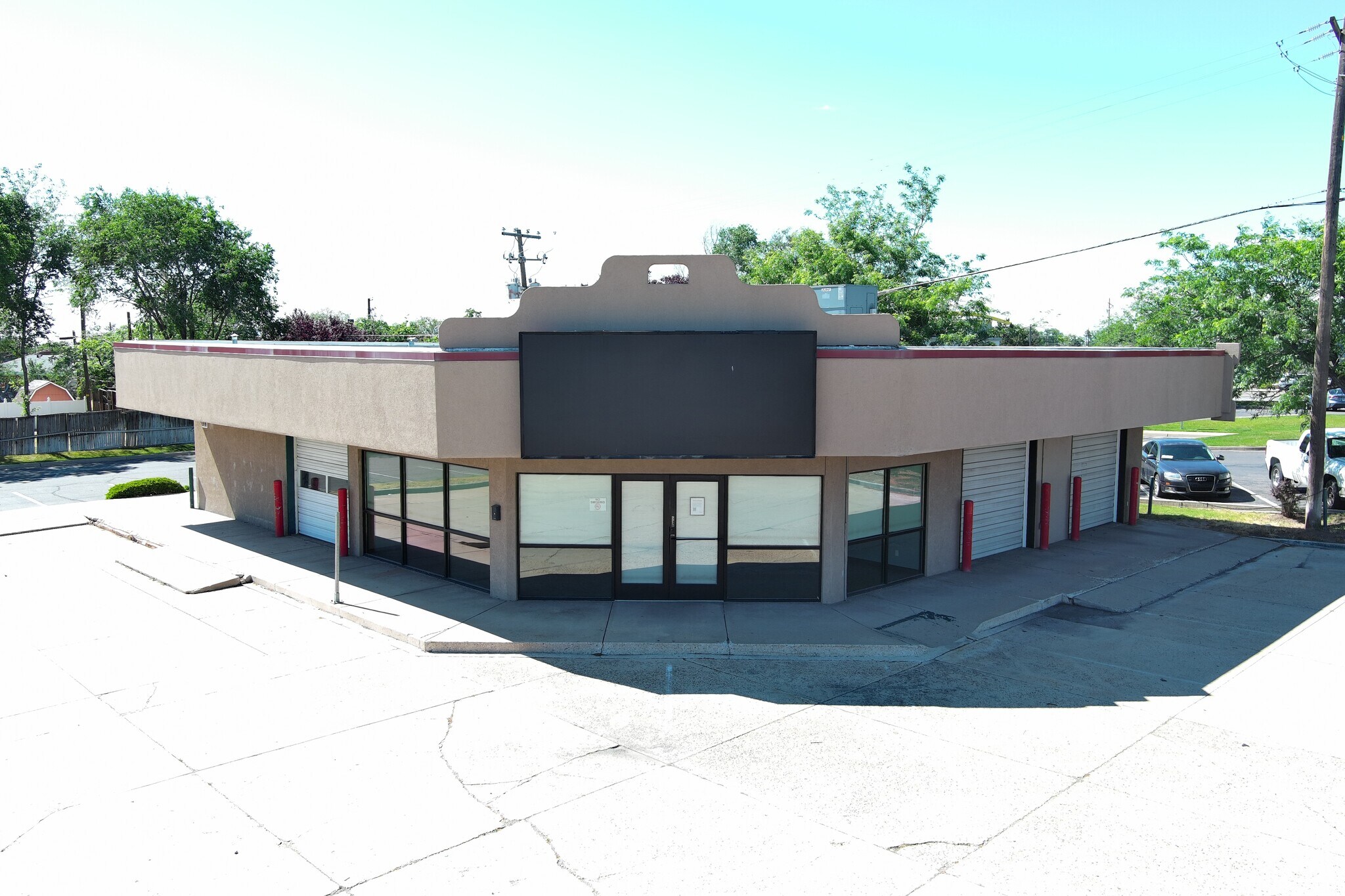 665 N Main St, Clearfield, UT à louer Photo de l’immeuble– Image 1 sur 3
