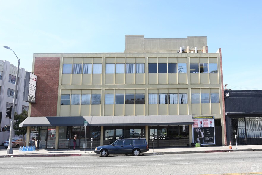 421-425 S Fairfax Ave, Los Angeles, CA à louer - Photo de l’immeuble – Image 2 sur 12