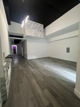 321 Datura St, West Palm Beach, FL à louer Photo intérieure– Image 1 sur 9