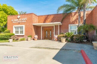 Plus de détails pour 23986 Pine St, Santa Clarita, CA - Spécialisé à vendre